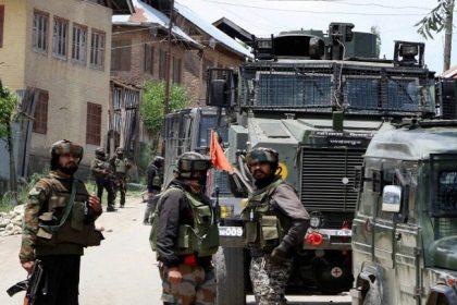 कश्मीर एनकाउंटरः आतंकी हमले में यूपी के कैप्टन शुभम गुप्ता हुए शहीद, पिता UP पुलिस में DG क्राइम