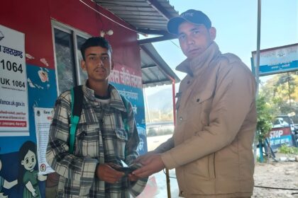 langasu-police-returned-lost-wallet-10000-cash