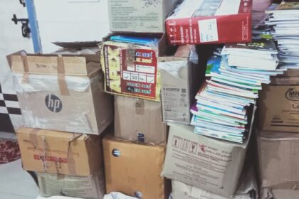 ghaziabad-book-donation-shashikant-singh