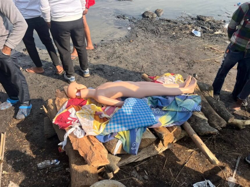 गढ़मुक्तेश्वर नकली शव कांड