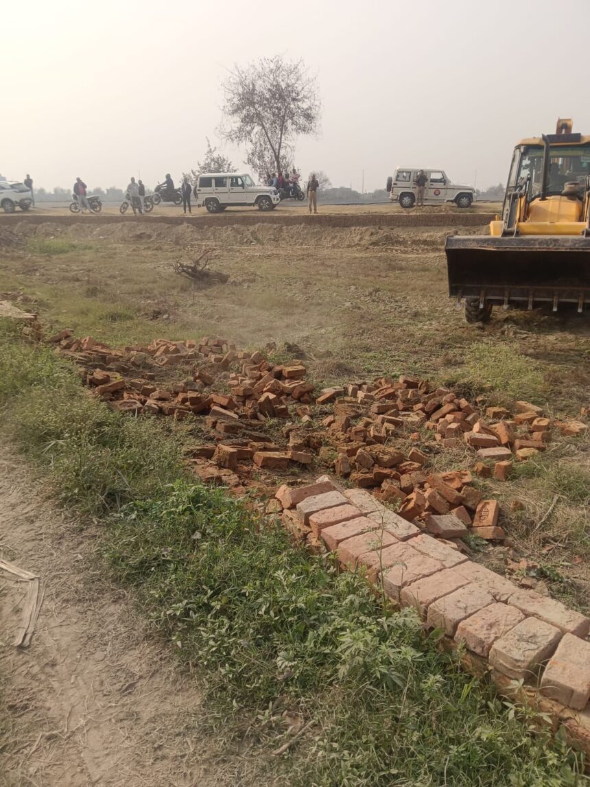 50 बीघा अवैध कॉलोनी ध्वस्त