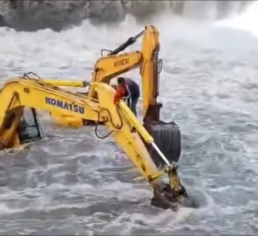 इच्छाड़ी डैम पोकलैंड हादसा