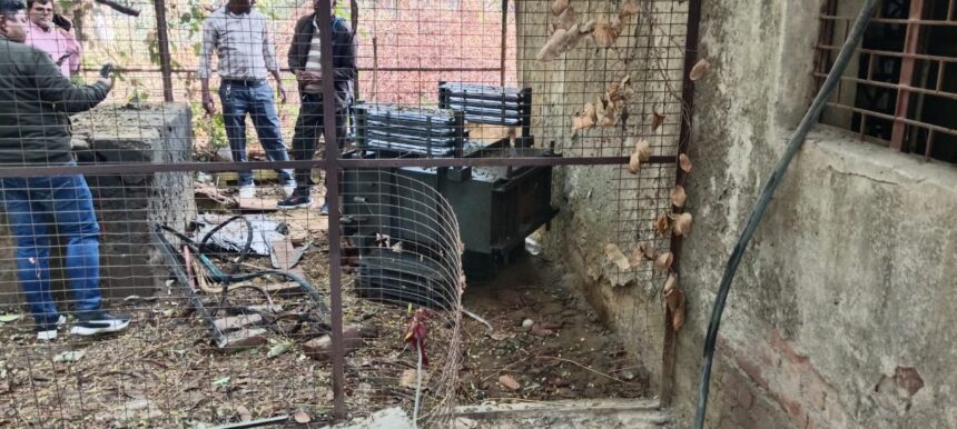 इंदिरापुरम स्वर्ण जयंती पार्क में ट्रांसफॉर्मर से चोरी