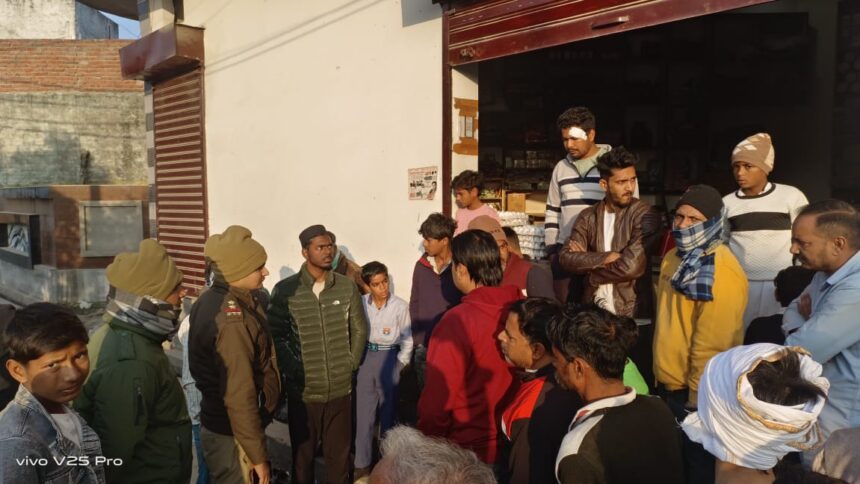 गाजियाबाद: मसूरी में राशन दुकान पर चोरी, 4.20 लाख कैश गायब