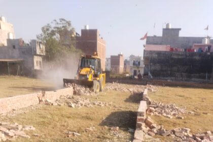 लोनी इन्द्रप्रस्थ में GDA का एक्शन, 5 मंजिला अवैध बिल्डिंग ध्वस्त