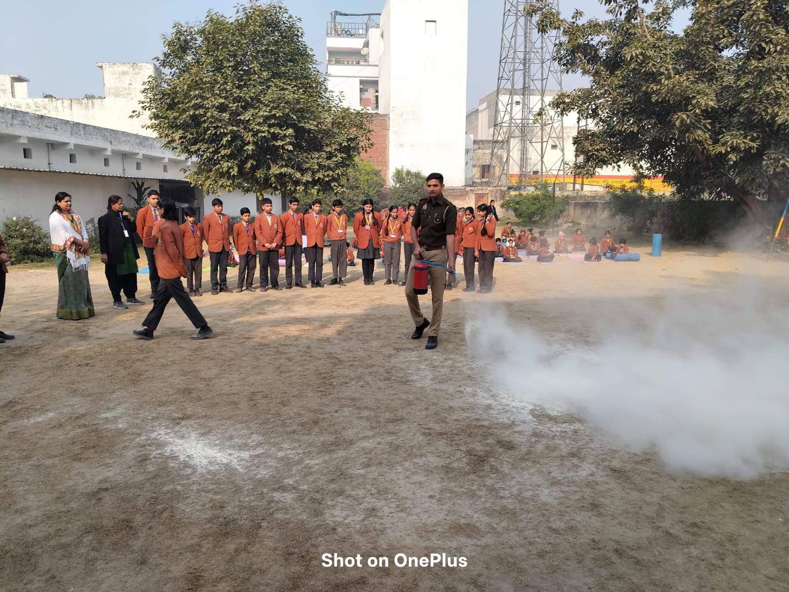 गाजियाबाद स्कूलों में अग्नि सुरक्षा अभियान