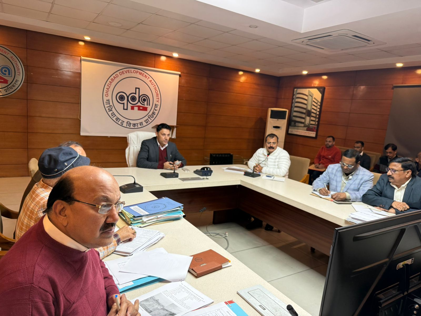 GDA समीक्षा बैठक