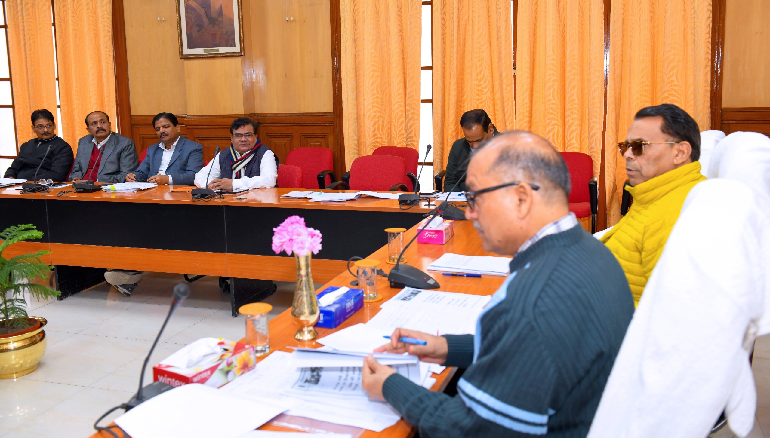 अशोक अग्रवाल का योगदान