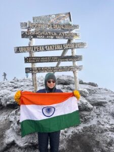 छोंजिन आंगमो किलिमंजारो