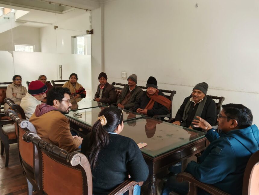 राजनगर रेजिडेंसी में कचरा प्रबंधन पर बैठक