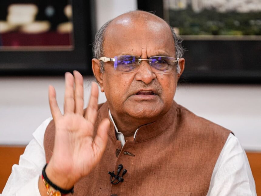 नीतीश कुमार भारत रत्न मांग