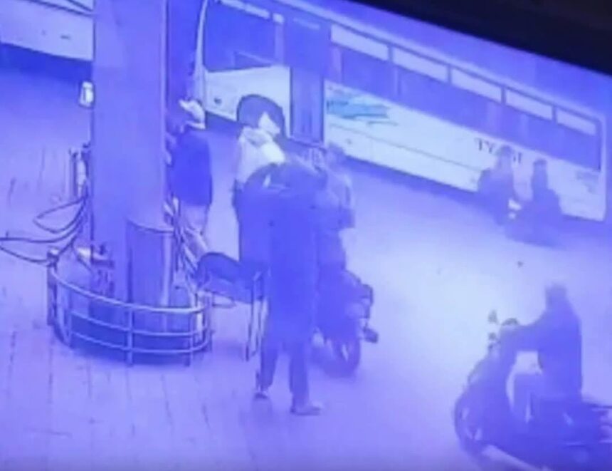 रुड़की फायरिंग पेट्रोल पंप