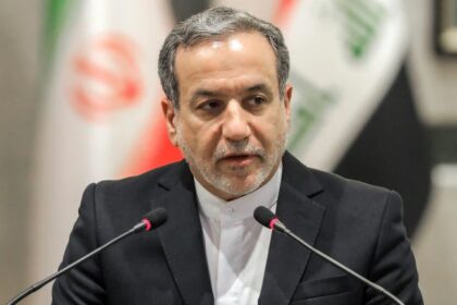 ईरानी विदेश मंत्री का भारत दौरा रद्द, जयशंकर से फोन पर बात: ईरान संकट पर चर्चा