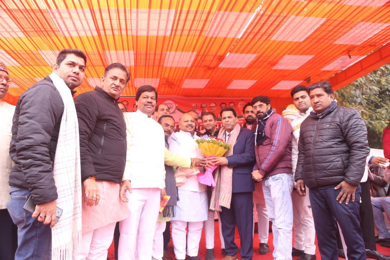 मंत्री नरेंद्र कश्यप के जन्मदिवस पर उमड़ी भारी भीड़