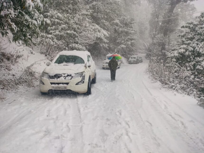 ज्योतिर्मठ–औली मोटर मार्ग बंद