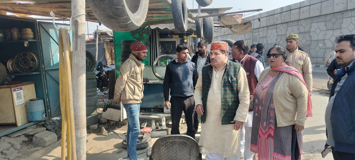 इंदिरापुरम ग्रीन बेल्ट अवैध कब्जा