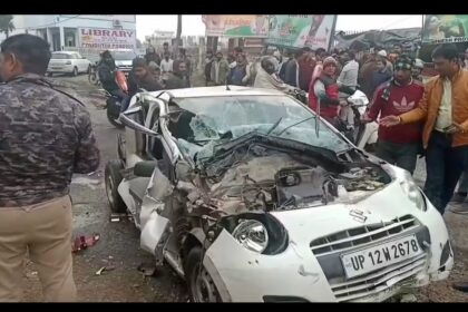 मुजफ्फरनगर जानसठ फ्लाईओवर के नीचे डंपर और कार की टक्कर