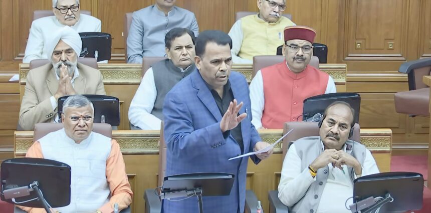 योगी सरकार में दिव्यांगजन पेंशन तीन गुना बढ़ी