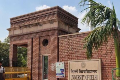 Delhi University Protest Ban