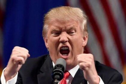 डोनाल्ड ट्रंप