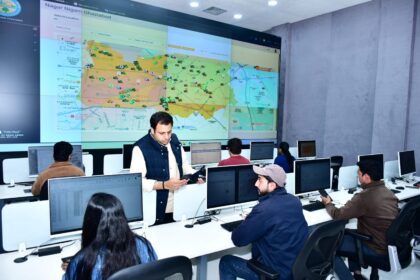 Ghaziabad Nagar Nigam GPS monitoring