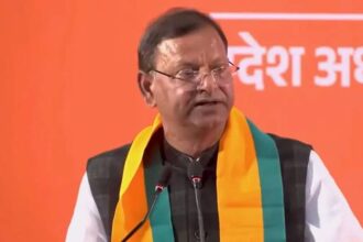 भाजपा प्रदेश अध्यक्ष पंकज चौधरी का तीखा हमला – अखिलेश की ‘हताशा’ पर निशाना, केजरीवाल मामले पर भी बयान