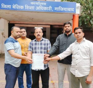 गाजियाबाद RTE घोटाला बंद स्कूल में मिला एडमिशन