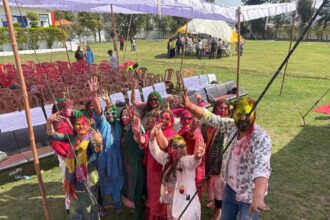 होलकर एजुकेशनल ट्रस्ट होली उत्सव