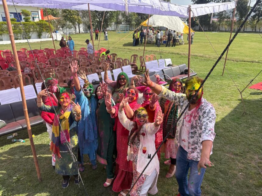 होलकर एजुकेशनल ट्रस्ट होली उत्सव