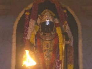 रामनवमी पर अयोध्या में श्री रामलला का दिव्य ‘सूर्य तिलक’, पांच मिनट तक दमका ललाट