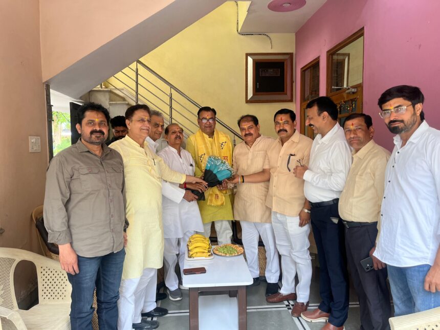 प्रदीप चौधरी को नामित पार्षद बनने पर जाट समाज ने दी बधाई