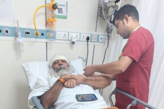 आचार्य प्रमोद कृष्णम घायल