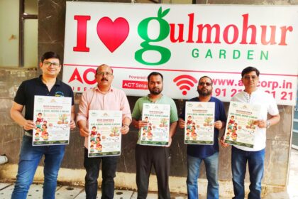 राजनगर एक्सटेंशन में बुक एक्सचेंज मेले को लेकर उत्साह