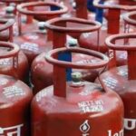 700 की दिहाड़ी, 400 रुपये किलो गैस