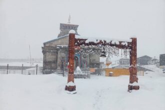 केदारनाथ बर्फबारी चारधाम यात्रा