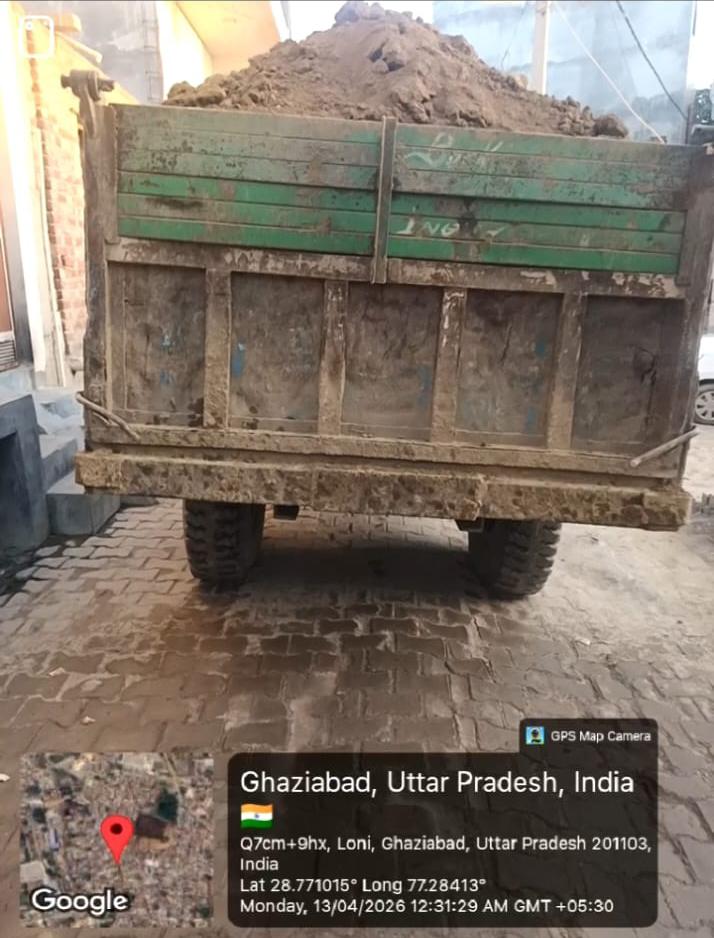 ट्रोनिका सिटी में अवैध मिट्टी खनन जारी, प्रशासन पर सवाल