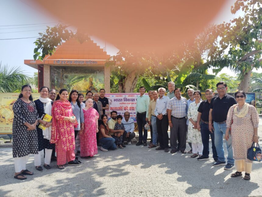 भारत विकास परिषद आई-पैक्स शाखा ने गाज़ीपुर गौशाला में की गौ सेवा