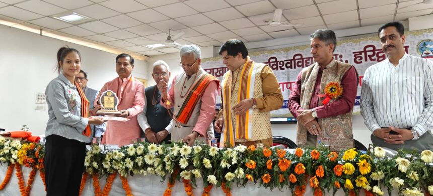 उत्तराखंड संस्कृत विश्वविद्यालय 21वां स्थापना दिवस | त्रिवेंद्र रावत का बड़ा बयान