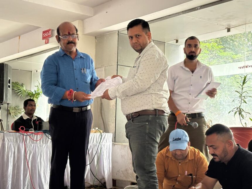 देहरादून में इंजीनियरों की हड़ताल को मिला समर्थन, विकास कार्य