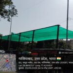 गाजियाबाद में रेड लाइटों पर लग रही ग्रीन नेट