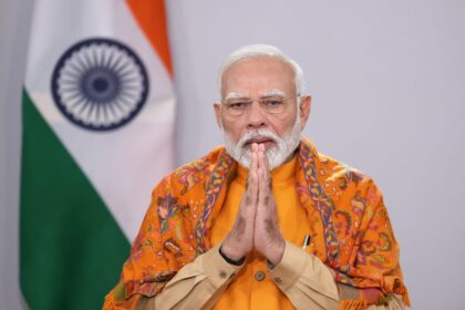 नरेंद्र मोदी