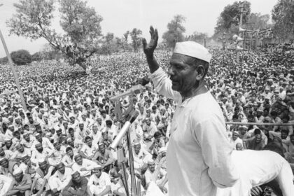 महेंद्र सिंह टिकैत