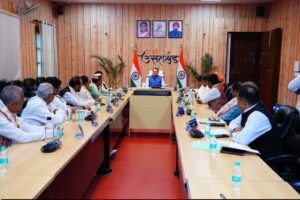 मुख्यमंत्री धामी से मिला ओबीसी संसदीय समिति का प्रतिनिधिमंडल