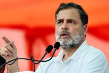 राहुल गांधी का आरोप