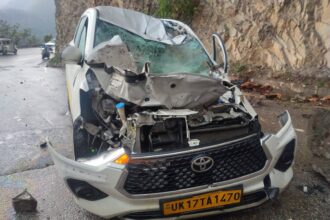 एनएच-07 हादसे में एआरटीओ धर्मेंद्र सिंह बिष्ट ने बचाई घायलों की जान