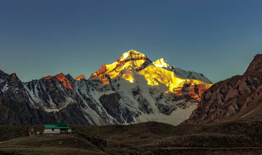 आदि कैलाश: जहां हिमालय की गोद में मिलता है महादेव का दिव्य आशीर्वाद