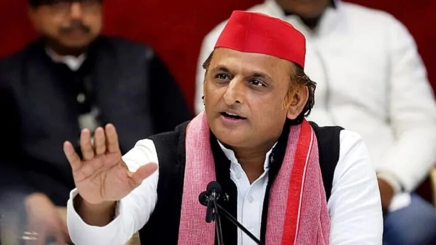 अखिलेश यादव का समर्थन