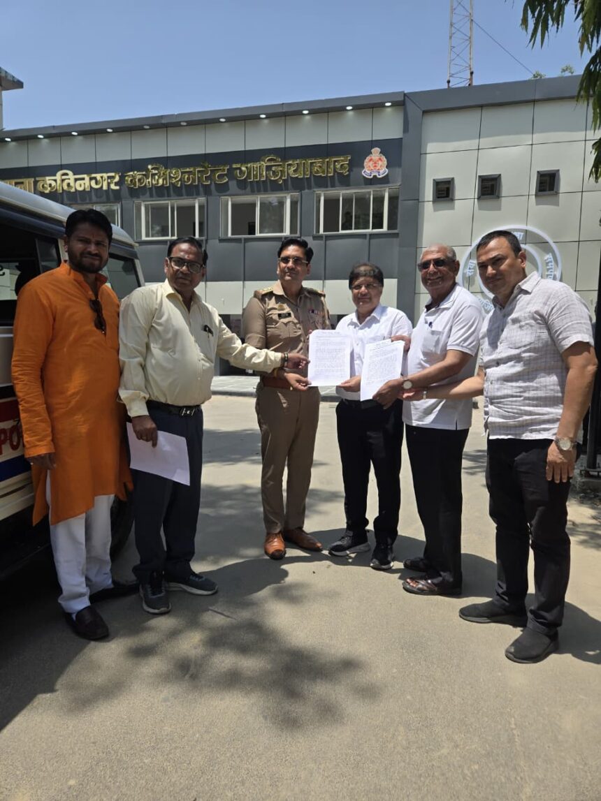 उदयनिधि स्टालिन के बयान पर विहिप में रोष, एफआईआर दर्ज कराने की मांग को लेकर कविनगर थाने पहुंचे कार्यकर्ता