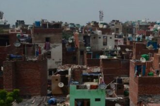 निगम बोध घाट की यमुना बाजार कॉलोनी पर संकट